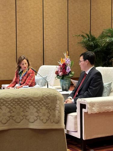 b3bcf098d15e5a1ec5ec535157ad95a1 2