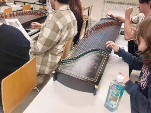 taller guzheng 4